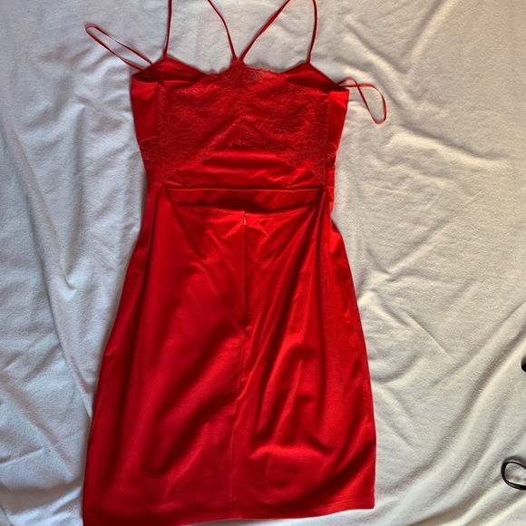 Red Dress! - Picture 2 of 3